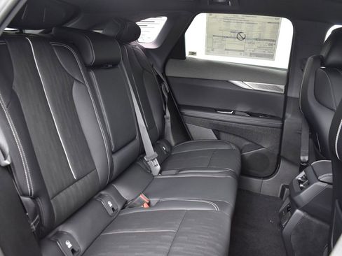 New 2026 Cadillac Optiq Sport 2 image 31