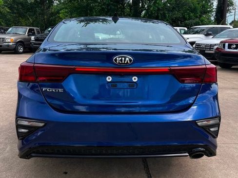 Used 2020 Kia Forte LXS FWD image 6