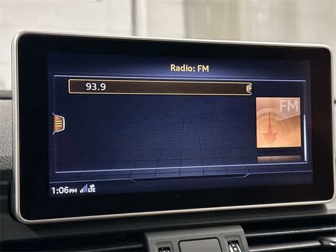 Used 2018 Audi Q5 2.0T Premium Plus w/ Premium Plus Package image 12