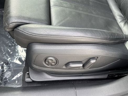 Used 2017 Audi A4 2.0T Prestige image 41