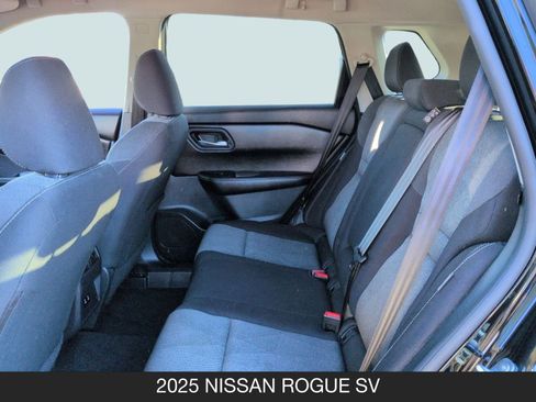 Certified 2025 Nissan Rogue SV image 15