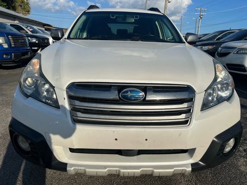 Used 2014 Subaru Outback 2.5i Limited image 3