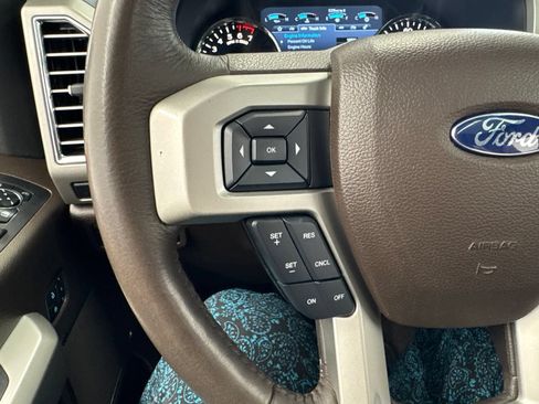 Used 2016 Ford F150 King Ranch w/ Equipment Group 601A Luxury AWD/4WD image 20