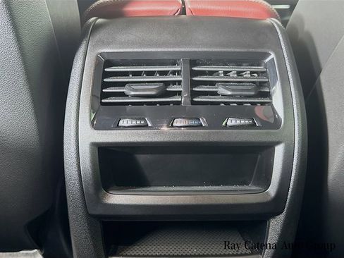 Certified 2024 BMW X6 xDrive40i w/ Premium Package image 27