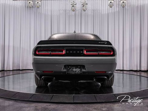 Used 2023 Dodge Challenger SRT Hellcat w/ Plus Package RWD image 13
