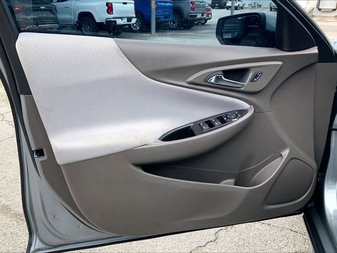 Certified 2025 Chevrolet Malibu LT image 42