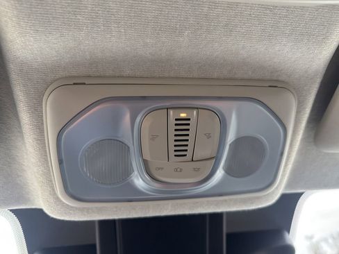 Used 2024 RAM ProMaster 2500 image 48