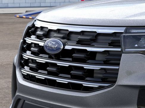 New 2026 Ford Explorer Active w/ Active Comfort Package RWD image 17