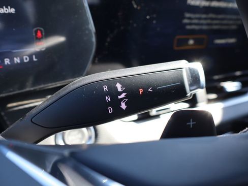 New 2026 Chevrolet Equinox LT w/ Convenience Package II image 16