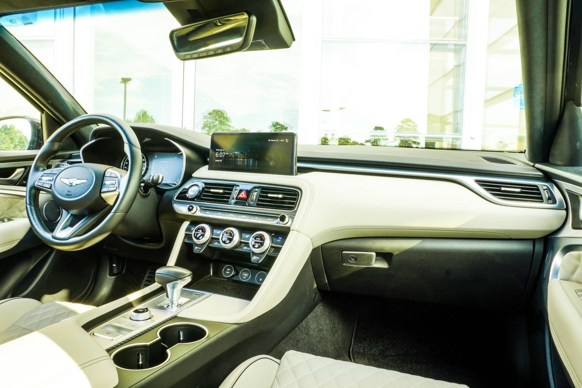 Used 2023 Genesis G70 3.3T w/ Sport Prestige Package AWD/4WD image 19