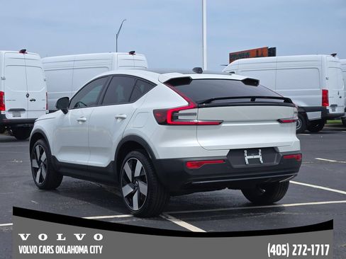 Certified 2023 Volvo C40 P8 Recharge Ultimate w/ Protection Package Premier AWD/4WD image 4