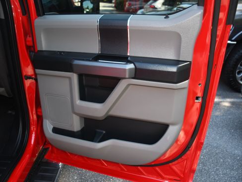 Used 2020 Ford F150 XLT RWD image 18