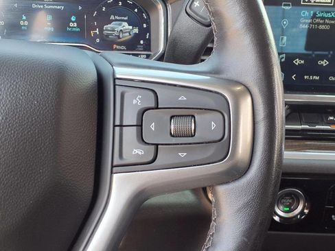 Used 2022 Chevrolet Silverado 1500 LT image 18