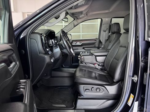 Certified 2022 GMC Sierra 1500 SLT w/ X31 Off-Road Package AWD/4WD image 11
