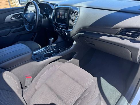 Used 2019 Chevrolet Traverse LT image 33