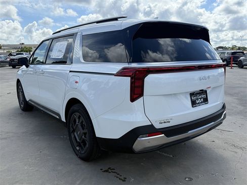New 2026 Kia Carnival SX image 6