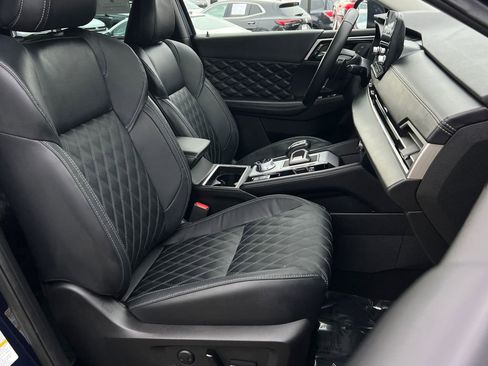 Used 2023 Mitsubishi Outlander SEL image 10