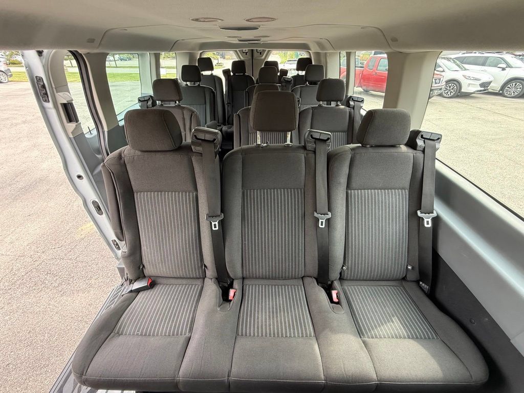 Used 2017 Ford Transit 350 XLT RWD image 14