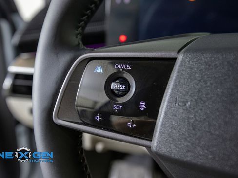 Used 2025 Nissan Murano SL AWD/4WD image 14