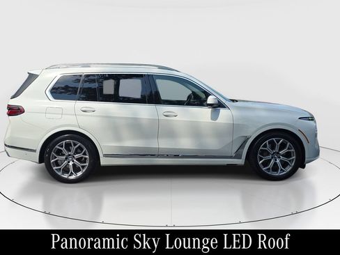 Used 2023 BMW X7 xDrive40i w/ Executive Package AWD/4WD image 7