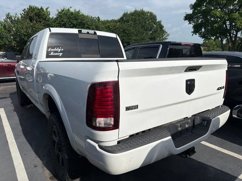 Used 2018 RAM 2500 Laramie w/ Sport Appearance Group AWD/4WD image 4