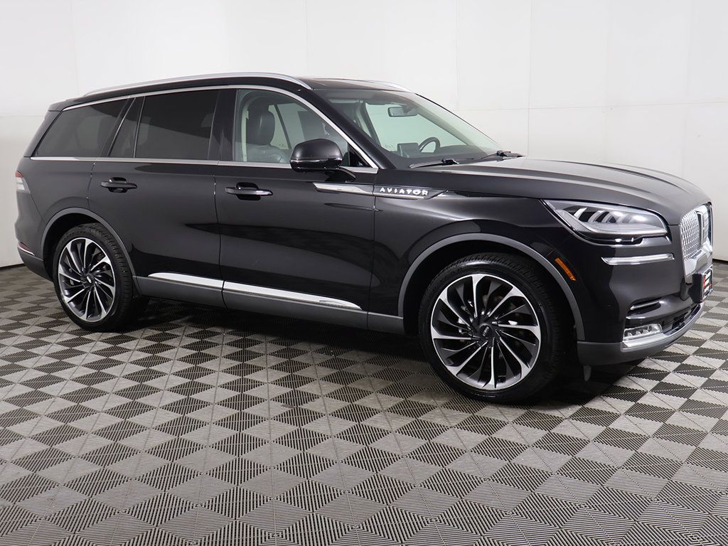 Used 2021 Lincoln Aviator Reserve w/ Elements Package Plus AWD/4WD image 19