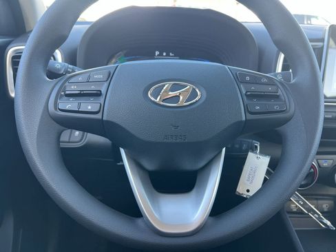New 2026 Hyundai Venue SE FWD image 22