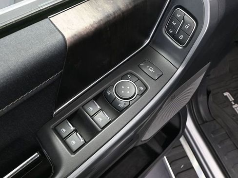 Used 2022 Ford F150 Lariat AWD/4WD image 21
