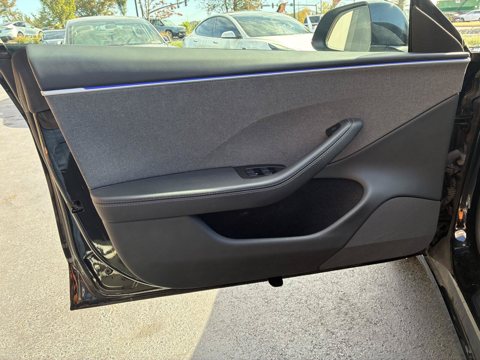 Used 2025 Tesla Model 3 Long Range RWD image 19