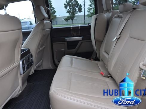 Used 2019 Ford F150 Lariat w/ Equipment Group 502A Luxury AWD/4WD image 12