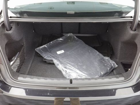 Certified 2025 BMW 330i xDrive Sedan w/ M Sport Package image 18