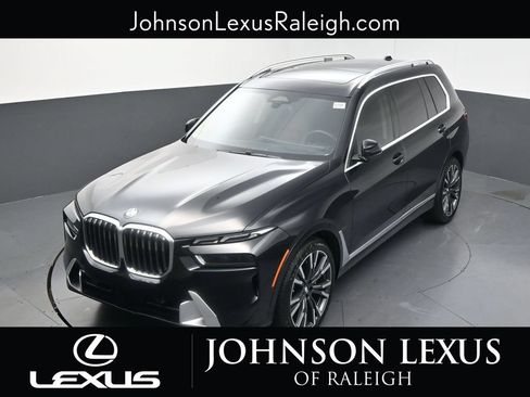 Used 2025 BMW X7 xDrive40i w/ Premium Package AWD/4WD image 24