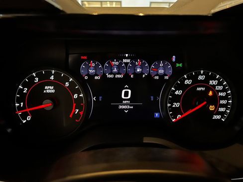 Used 2022 Chevrolet Camaro ZL1 image 17