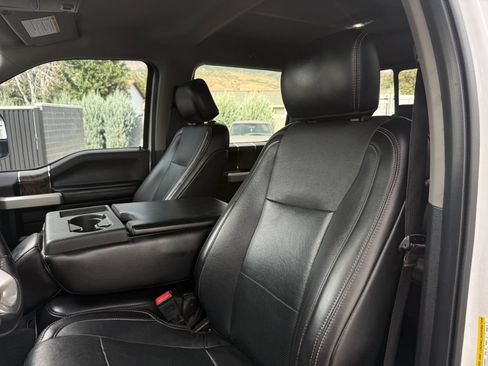 Used 2018 Ford F350 Lariat w/ Chrome Package AWD/4WD image 22