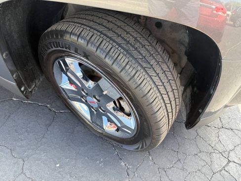 Used 2013 GMC Terrain SLT AWD/4WD image 26