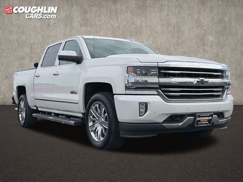 Used 2018 Chevrolet Silverado 1500 High Country AWD/4WD image 9
