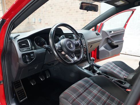 Used 2016 Volkswagen GTI S image 35