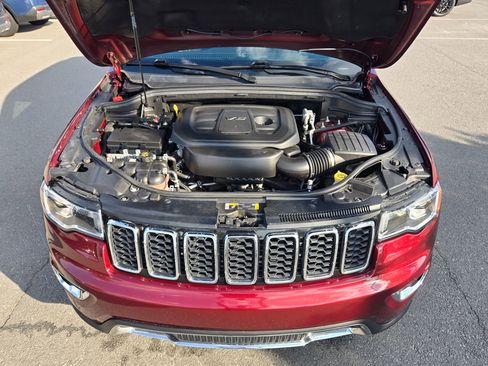 Used 2022 Jeep Grand Cherokee Limited image 19
