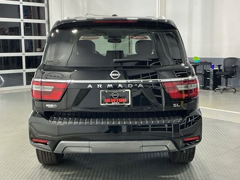 Used 2024 Nissan Armada SL w/ Captain's Chairs Package image 42