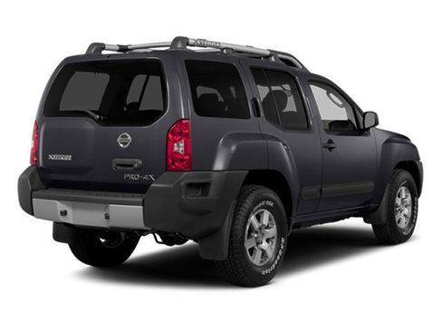 Used 2014 Nissan Xterra PRO-4X AWD/4WD image 2