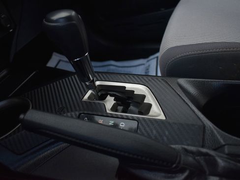 Used 2013 Toyota RAV4 XLE image 26