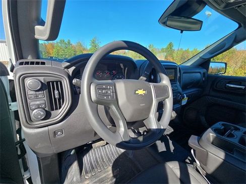 New 2026 Chevrolet Silverado 1500 W/T image 10
