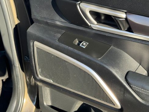 Used 2023 Kia Telluride S w/ S Sunroof Package image 38