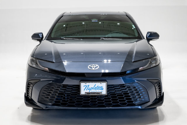 Used 2026 Toyota Camry SE w/ Multimedia Upgrade Package FWD image 4