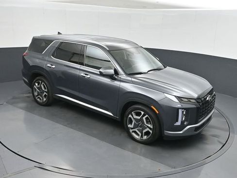 Used 2025 Hyundai Palisade SEL FWD image 31