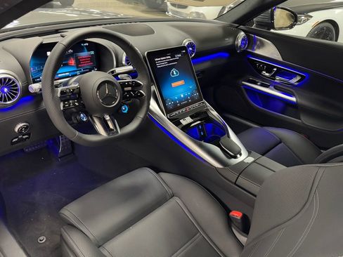 New 2025 Mercedes-Benz SL 63 AMG 4MATIC image 19