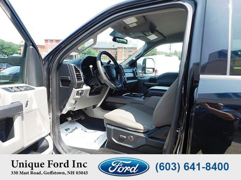 Used 2017 Ford F250 XLT w/ XLT Value Package image 12