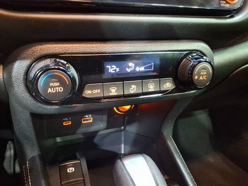 Used 2023 Nissan Kicks SR w/ Interior Electronics Package image 24