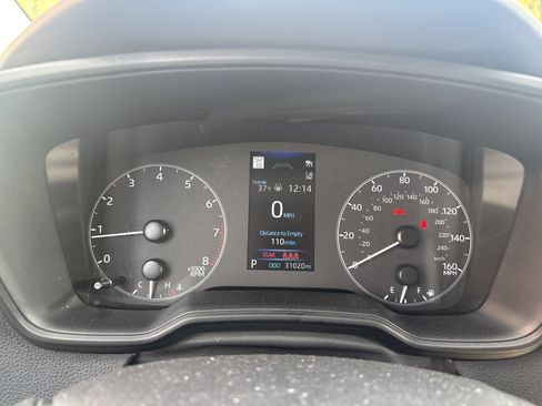 Used 2024 Toyota Corolla LE image 19