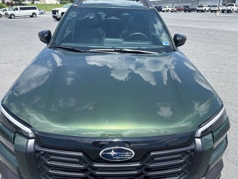 Certified 2026 Subaru Outback Premium AWD/4WD image 9